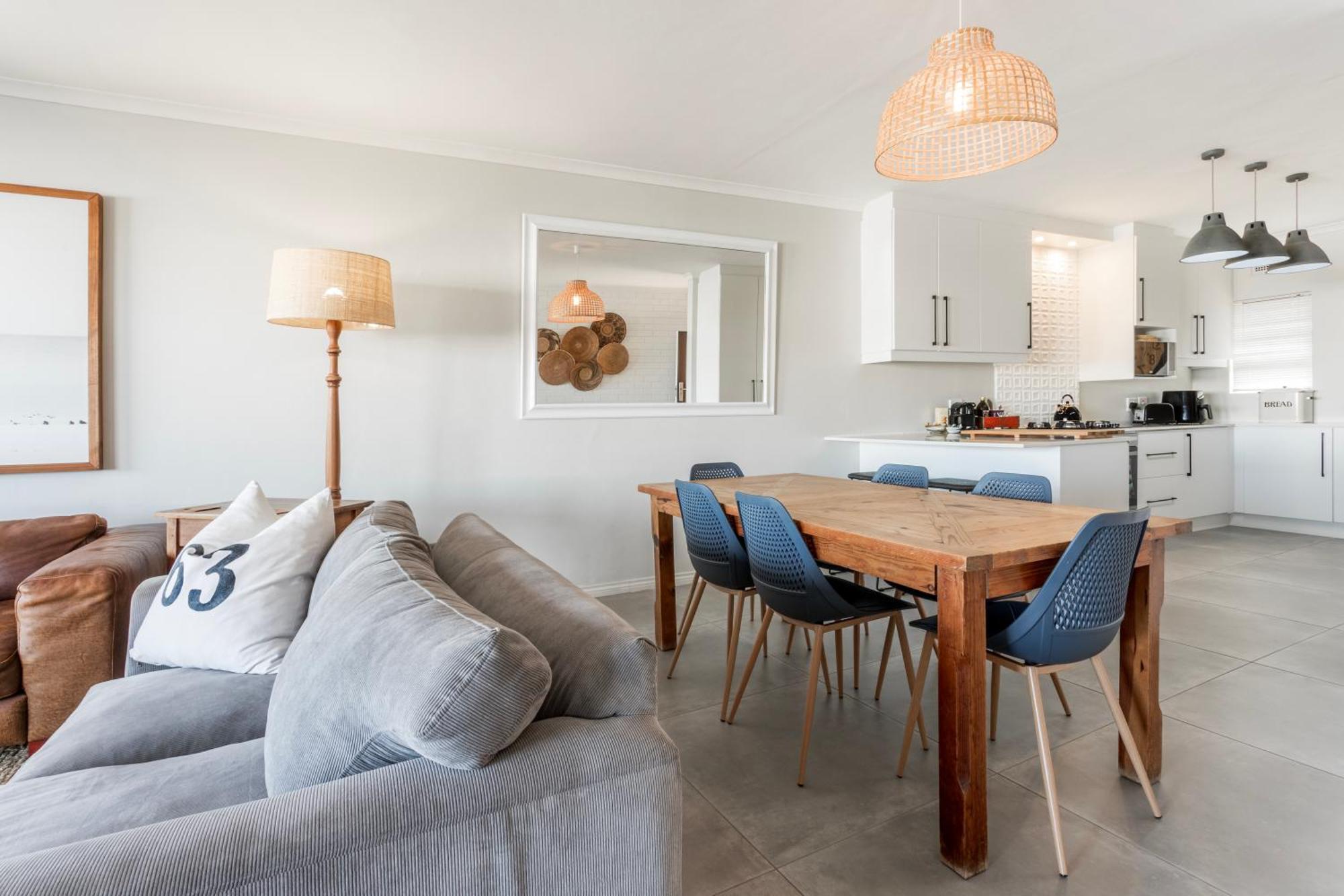 Appartement Sea La Vie- Trendy With Solar Power & Sea Views Ballito